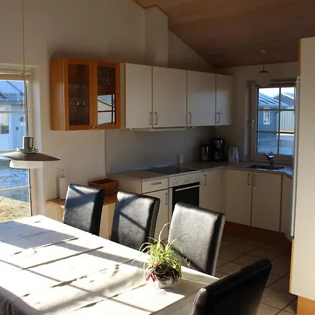 Lonne House 53